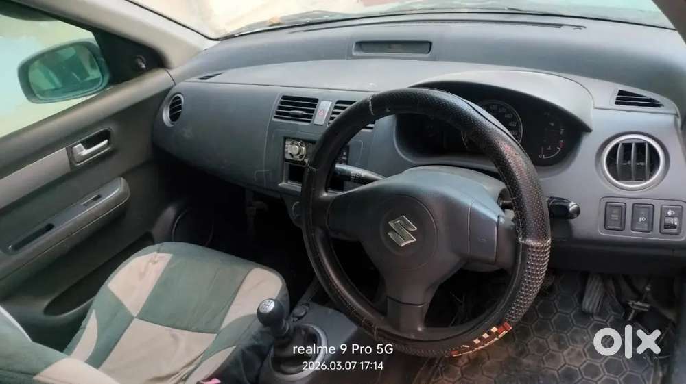 Maruti Suzuki Swift 2005 Petrol 140000 Km Driven
