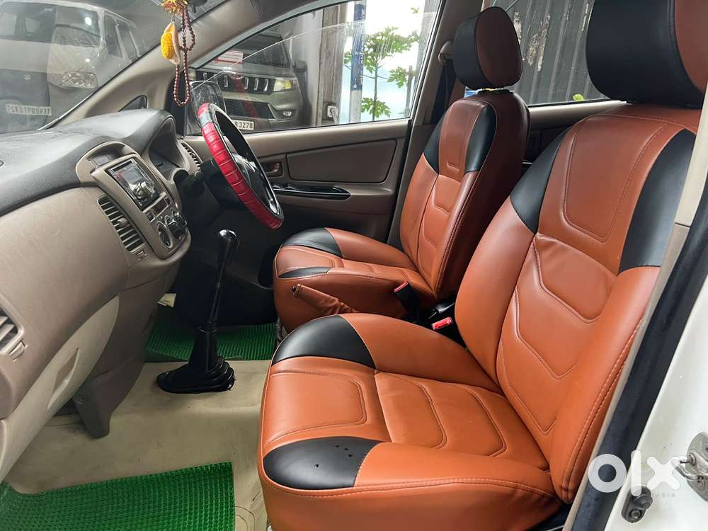 Toyota Innova 2.5 G (diesel) 7 Seater Bs Iv, 2015, Diesel