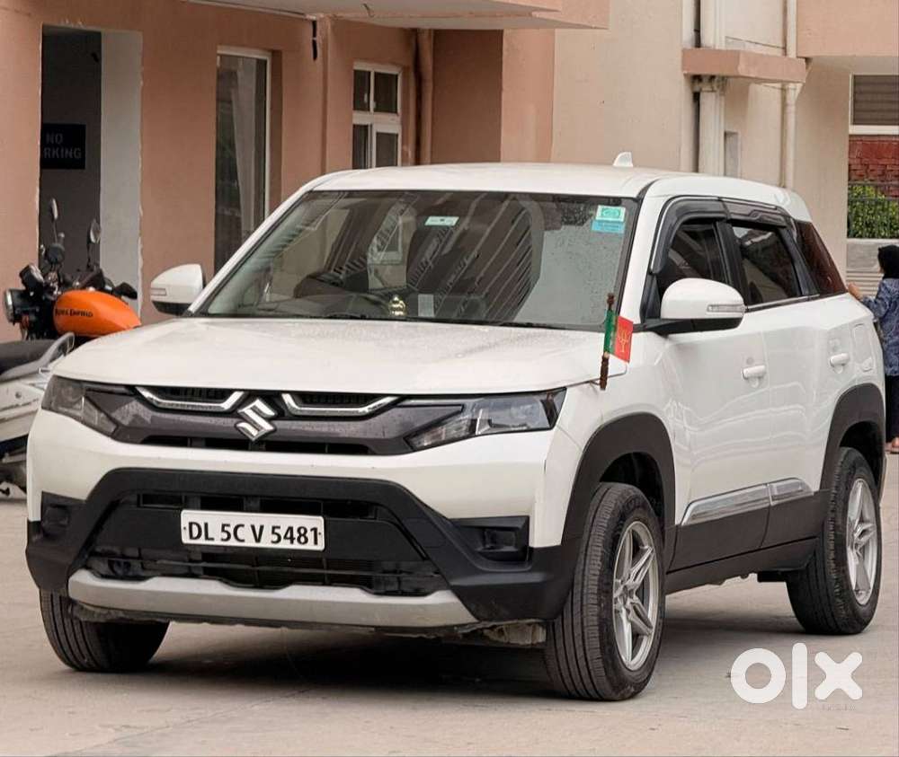 Maruti Suzuki Brezza Vxi At, 2023, Petrol