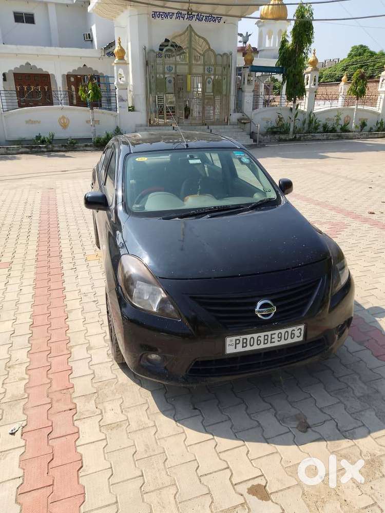 Nissan Sunny Black 2013 Model