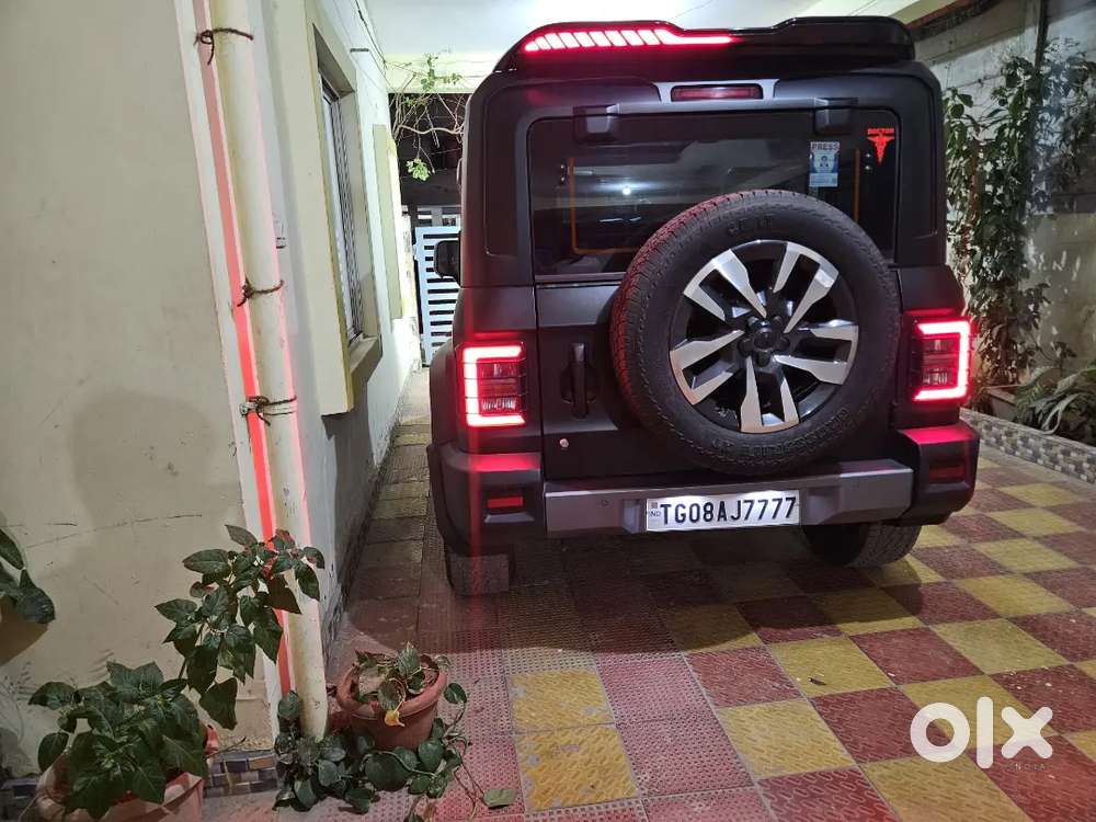 Thar Rox, Manual  Top End Model, Fully Loaded, Doctor Driven, Fancy No