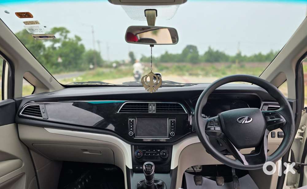 Mahindra Marazzo M6 8str, 2019, Diesel
