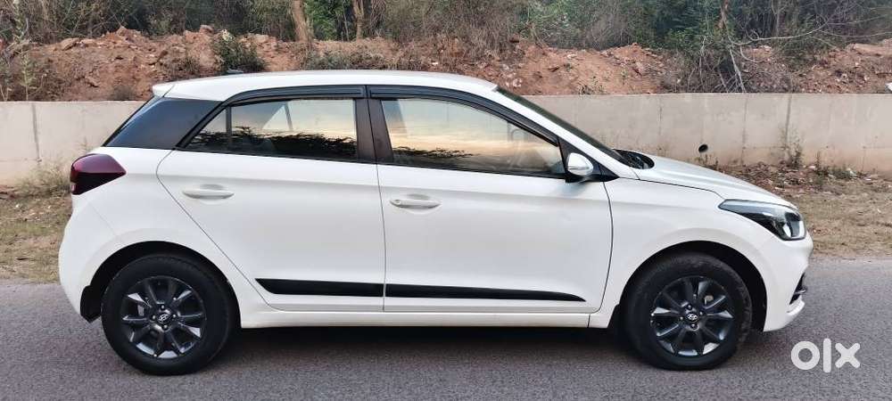 Hyundai Elite I20 Sportz (o) 1.2, 2019, Petrol