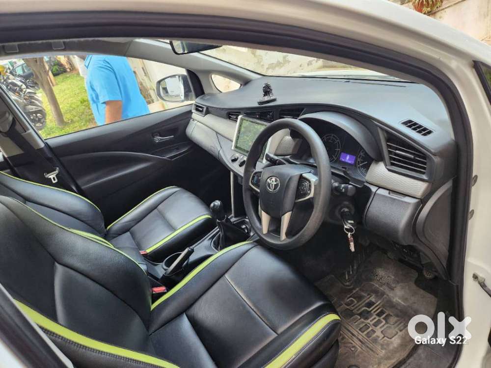 Toyota Innova Crysta 2.4 G Mt, 2022, Diesel