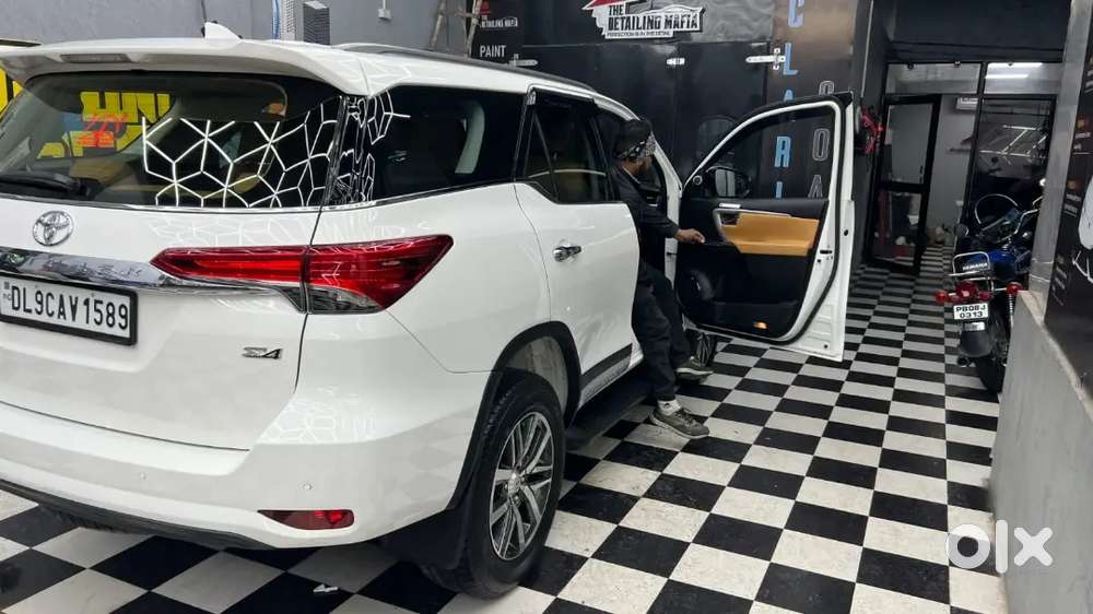 Toyata Fortuner Legender Top 4&times;4 Auto (2021 Model)