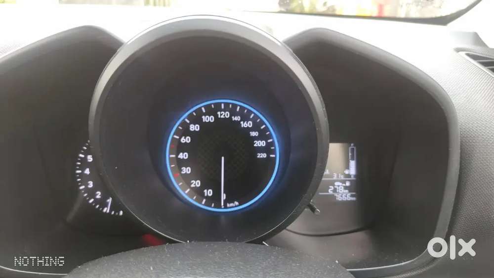 Hyundai Venue 2022 Splus Petrol 7700 Km Driven