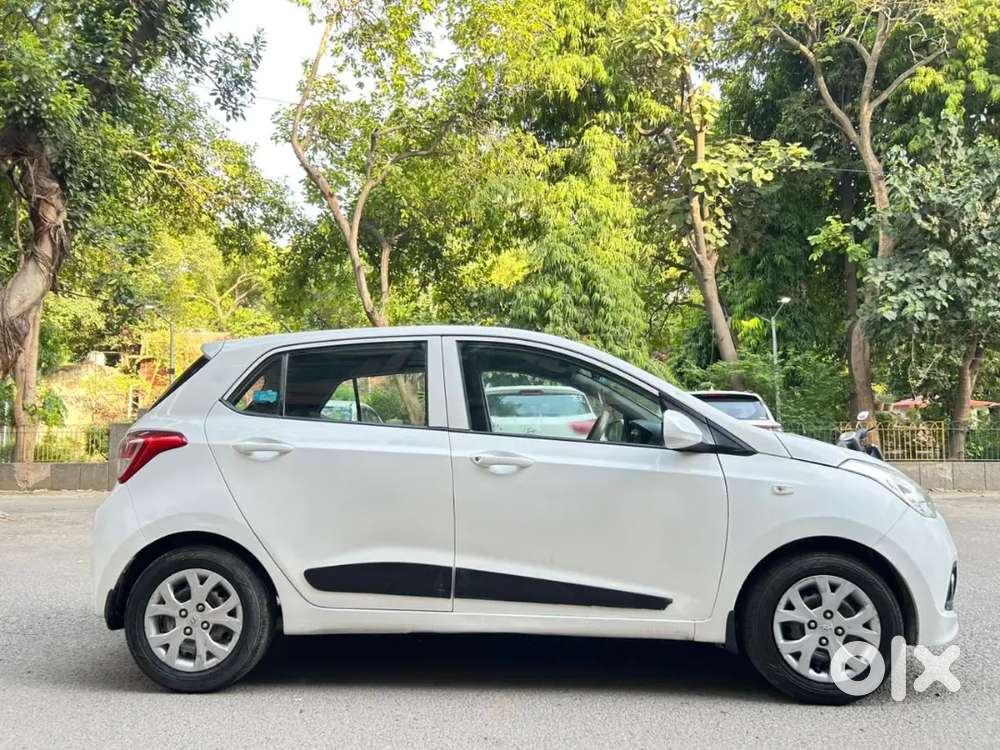 Hyundai Grand I10 2016 1st Owner Cng & Hybrids 69000 Km Driven