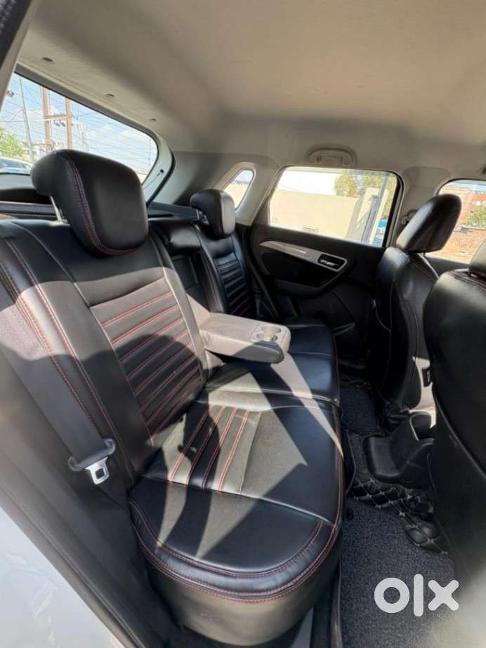 Maruti Suzuki Brezza 1.5 Zxi Smart Hybrid, 2021, Petrol