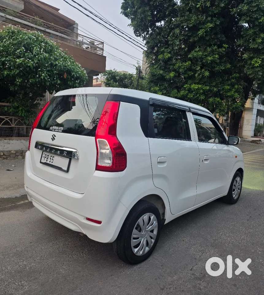 Maruti Suzuki Wagon R Vxi 1.0, 2023, Petrol