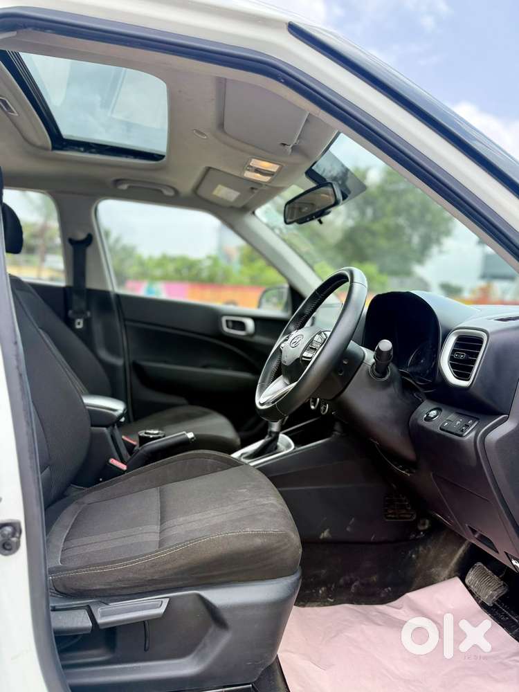 Hyundai Venue Sx Plus Turbo Dct, 2019, Petrol