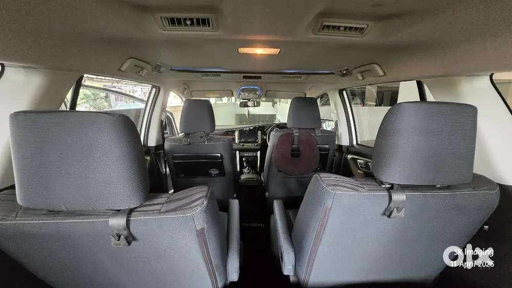 Toyota Innova Crysta 2022 Variant