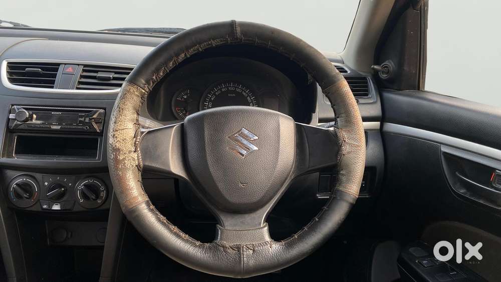 Maruti Suzuki Swift Lxi, 2015, Petrol