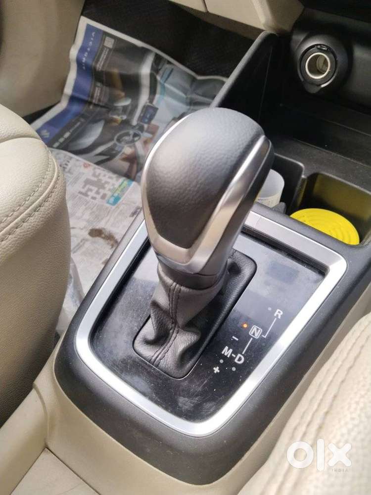 Maruti Suzuki Dzire 1.2 Vxi Amt, 2022, Petrol