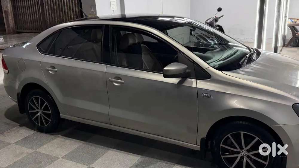 Volkswagen Vento Diesel Highline 2012