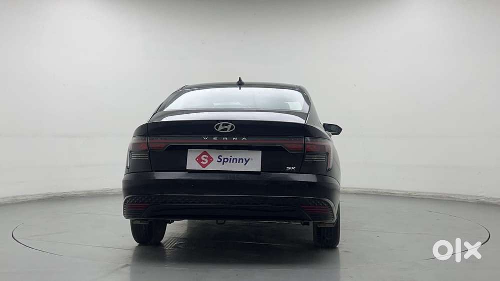 Hyundai Verna 1.5 Sx Petrol Mt, 2024, Petrol