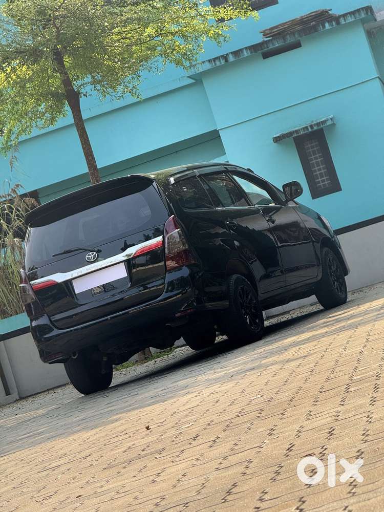 Toyota Innova 2004-2011 2.5 G1 Diesel 8-seater, 2009, Diesel