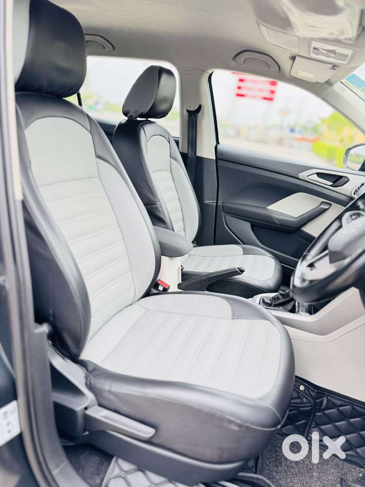 Volkswagen Taigun 1.0 Tsi Highline At, 2022, Petrol