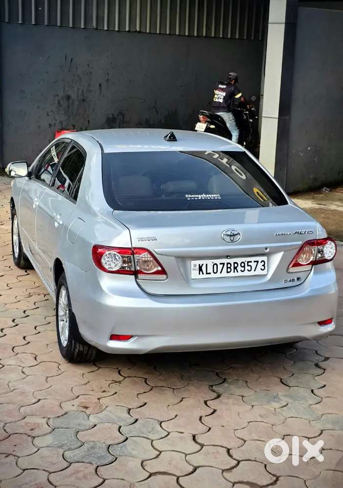 Toyota Corolla Altis 2011 Diesel Manual
