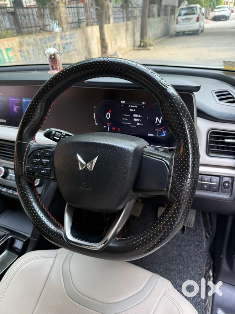 Mahindra Xuv700 Petrol 2022