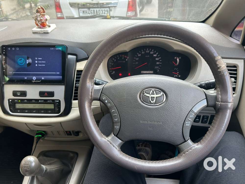 Toyota Innova Diesel 2011