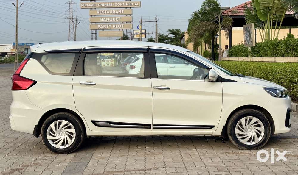 Maruti Suzuki Ertiga Vxi Shvs, 2019, Petrol