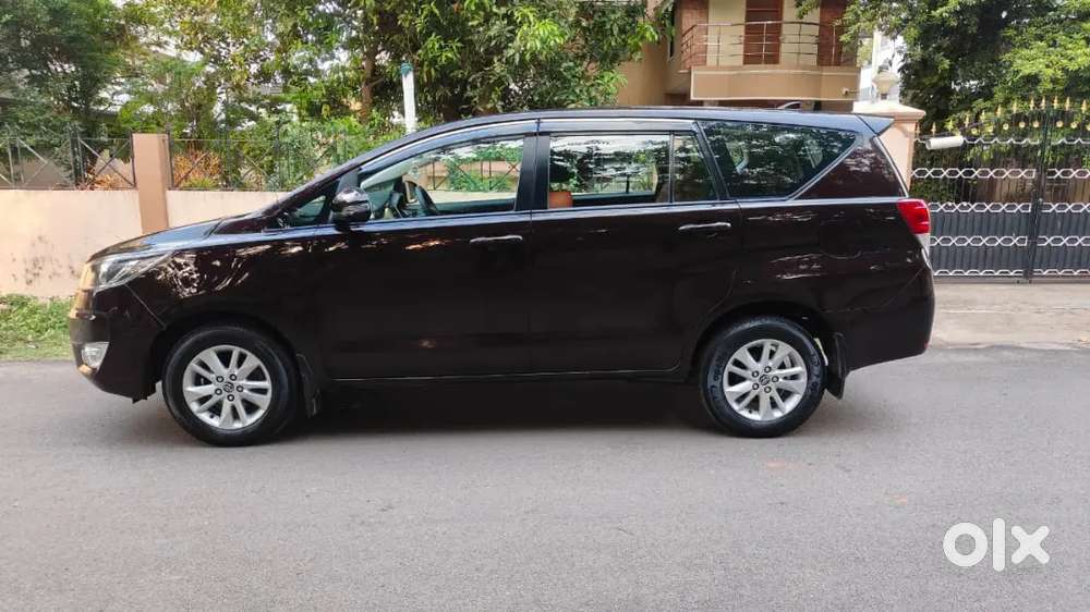Toyota Innova Crysta 2017