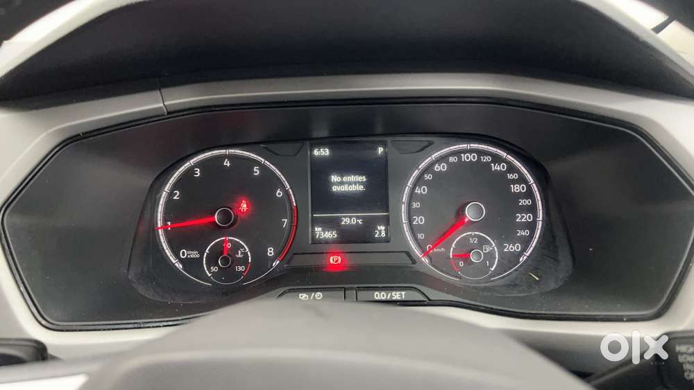 Volkswagen Taigun 1.0 Tsi Highline At, 2022, Petrol