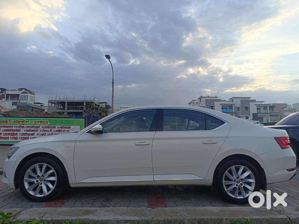Skoda Superb Laurin And Klement 1.8, 2020, Petrol