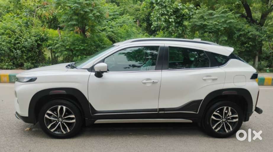 Toyota Urban Cruiser Taisor V 1.0 Petrol Mt, 2025, Petrol