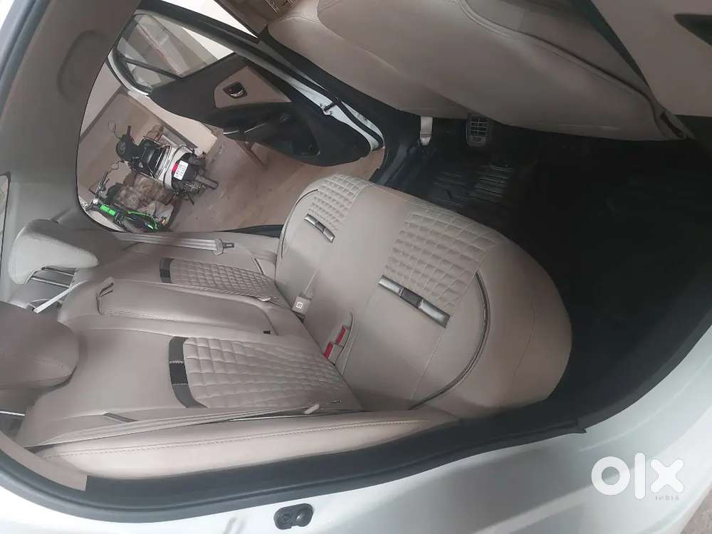 Maruti Suzuki Dzire 2025 Cng & Hybrids 3000 Km Driven