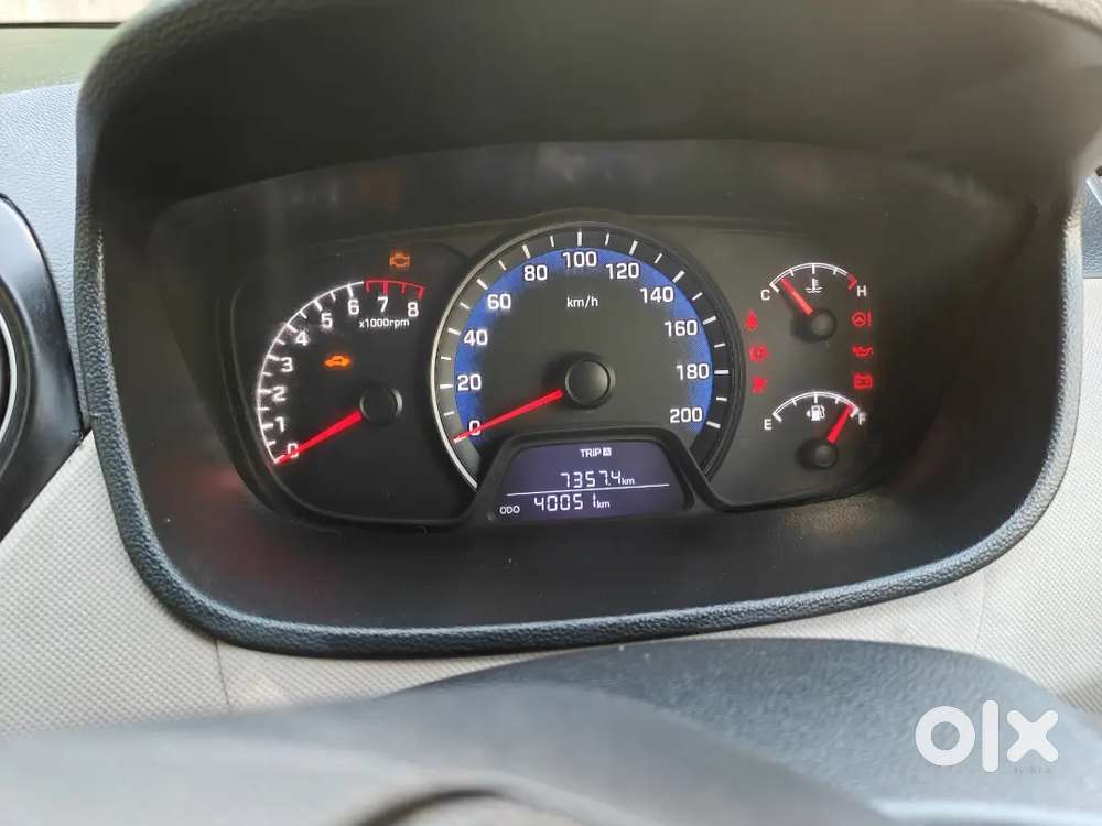 Hyundai Xcent 2018 Petrol 38000 Km Driven  Face Lift