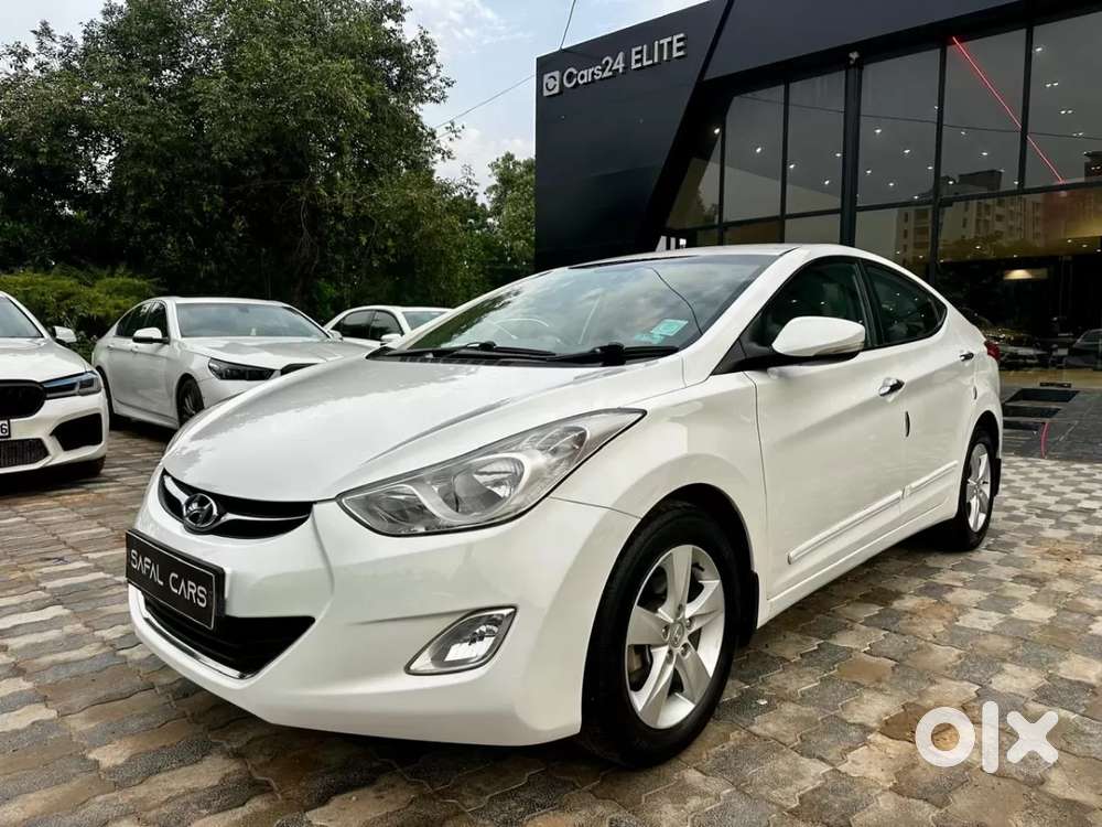 Hyundai Elantra 1.8 Sx Mt, 2015, Petrol