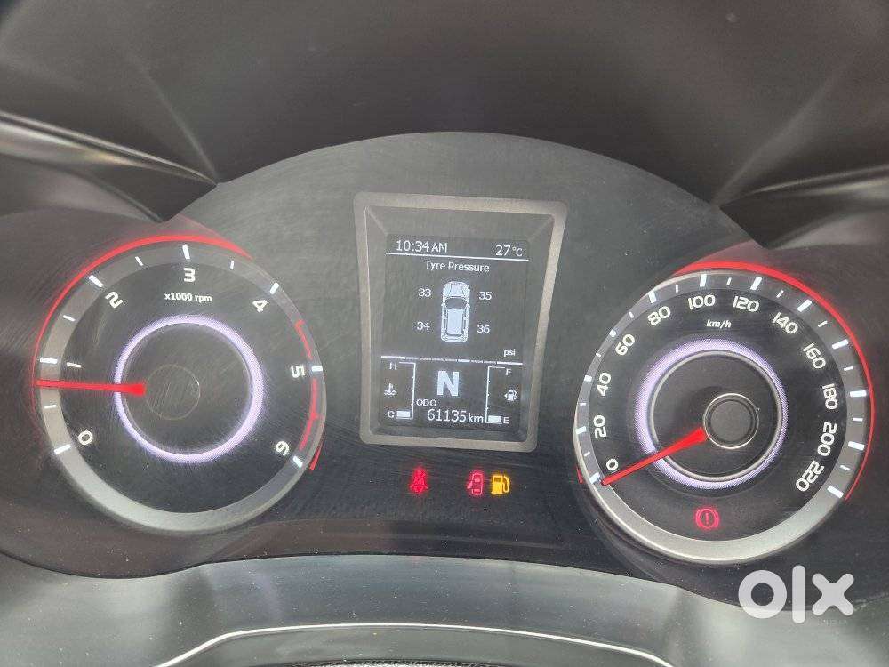 Mahindra Xuv300 W8 Option Diesel, 2022, Diesel