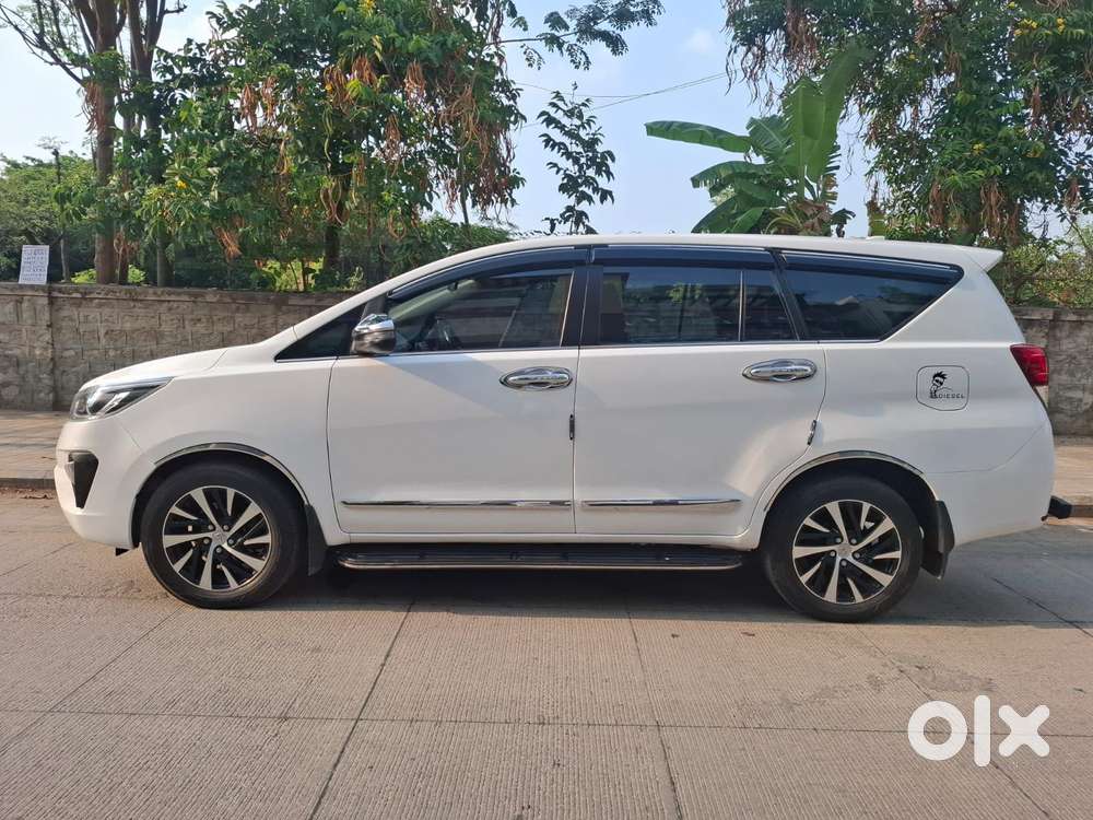 Toyota Innova Crysta [2020-ongoing] 2.4 Zx At 7 Str, 2022, Diesel