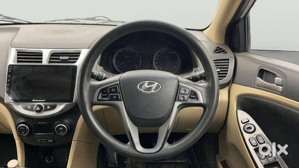 Hyundai Verna 1.6 Vtvt Sx, 2016, Petrol