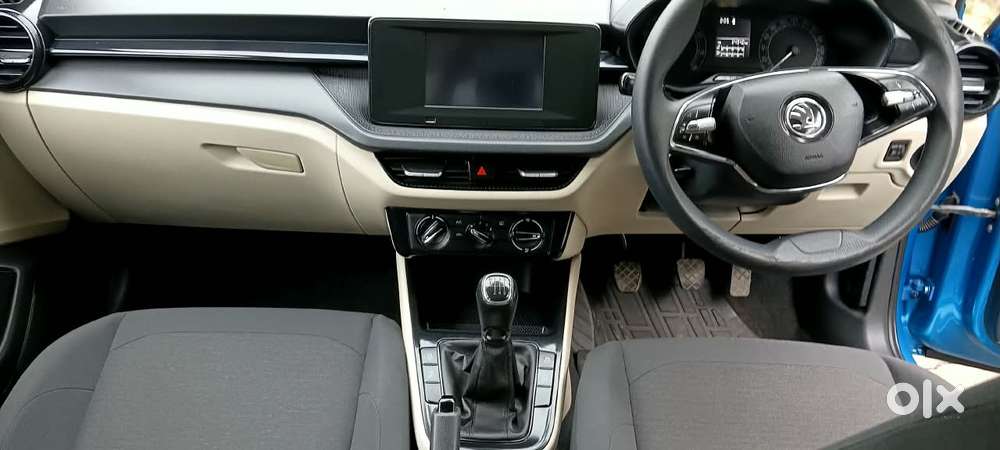 Skoda Slavia 1.0 Active Tsi, 2022, Petrol