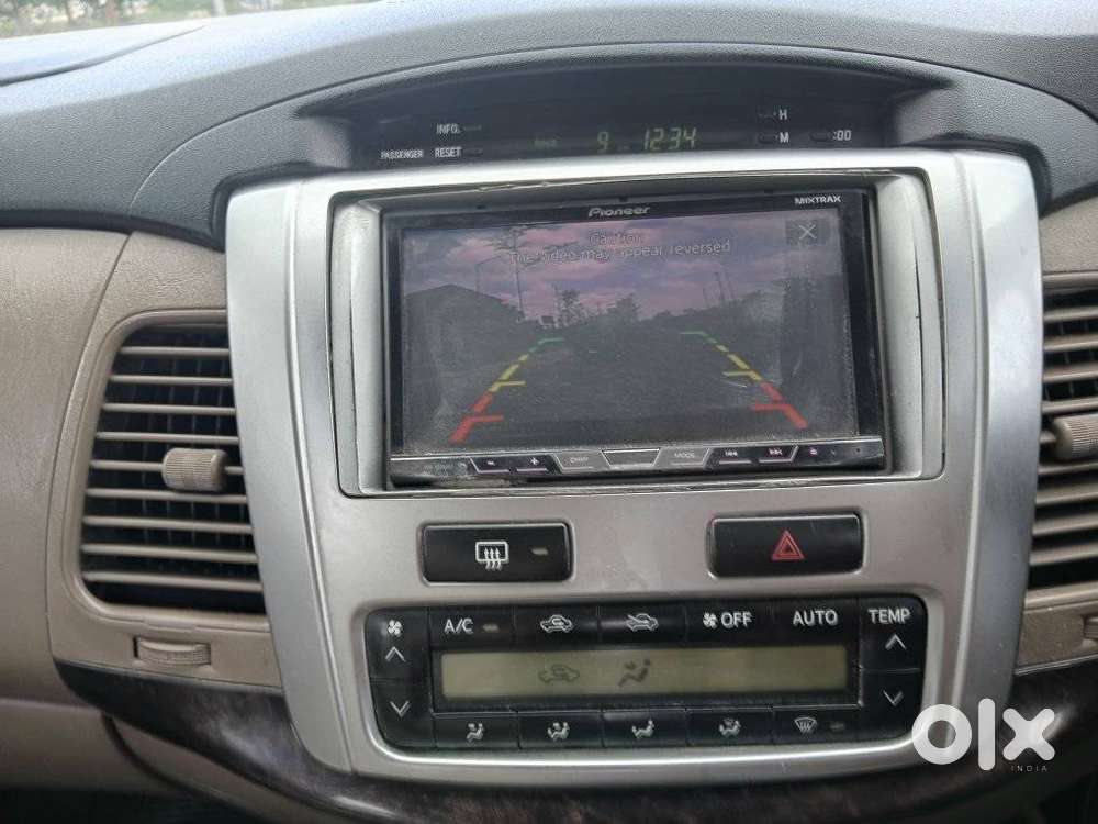 Toyota Innova 2.5 Z Diesel 7 Seater, 2015, Diesel