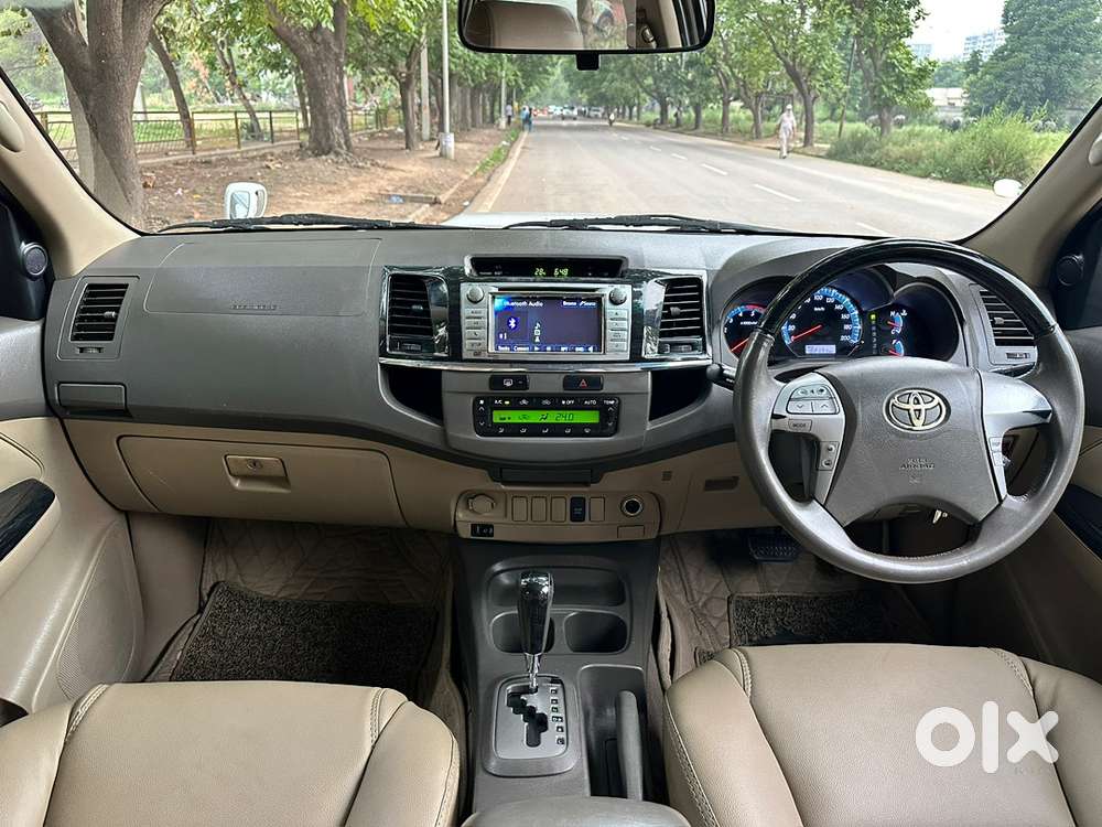 Toyota Fortuner Diesel 2012