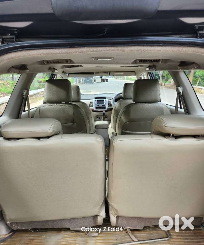 Toyota Innova 2.5 Vx 7 Str, 2014, Diesel