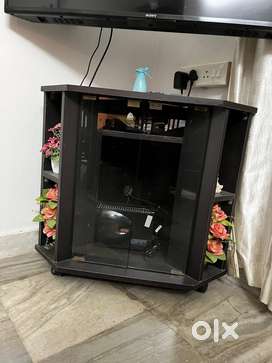 Corner Tv Stand Buy Sell Used Furniture in India OLX