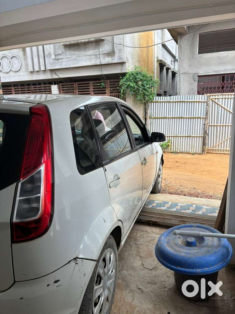 Ford Figo Petrol Manual 2013 Year