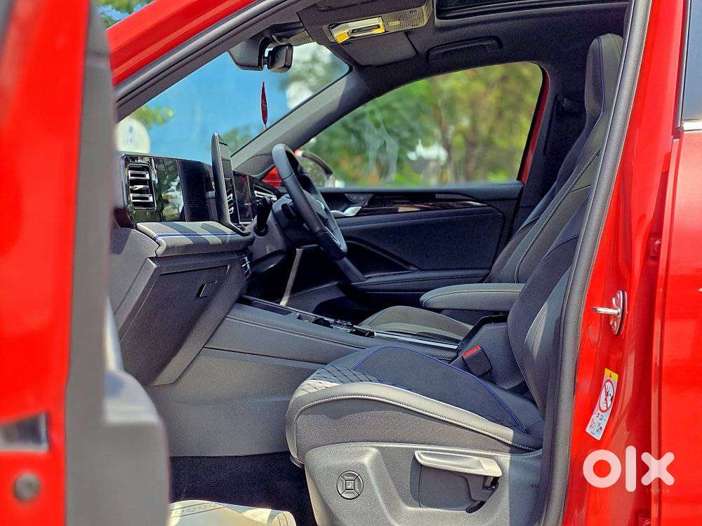 Volkswagen Tiguan R-line 320nm, 2025, Petrol