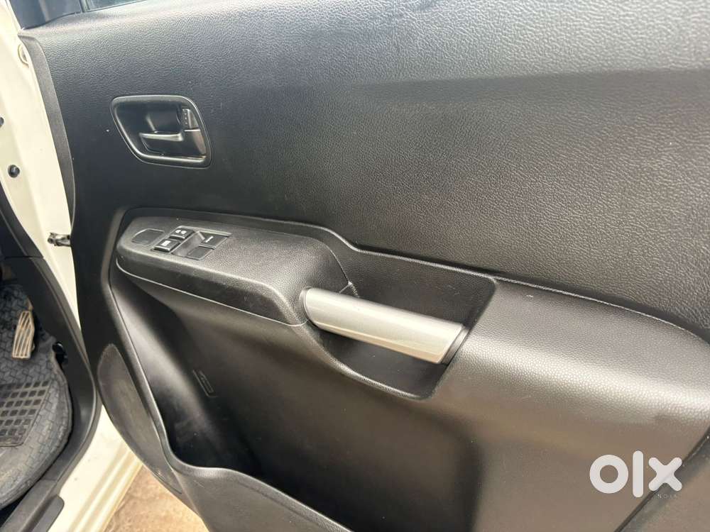 Maruti Suzuki Ignis 1.2 Sigma Mt, 2023, Petrol