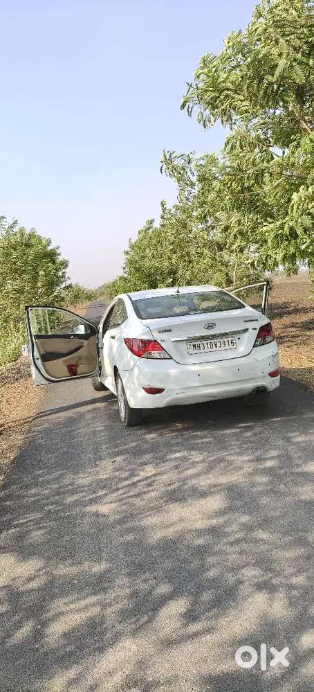 Good Condition Verna 2.4 Lakh Price Akola Maharashtra Second Top Model