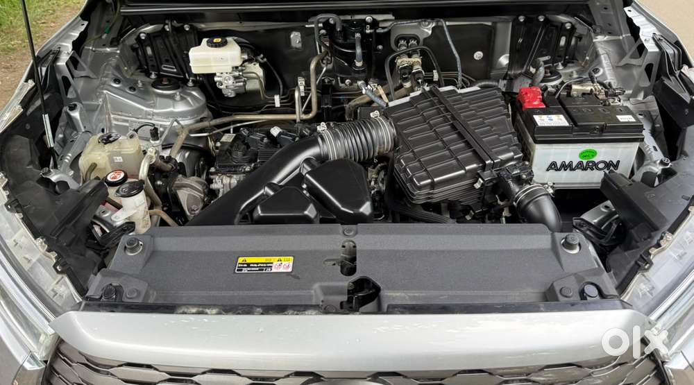 Toyota Innova Hycross 2.0 Zx Hybrid 7 Str, 2025, Petrol