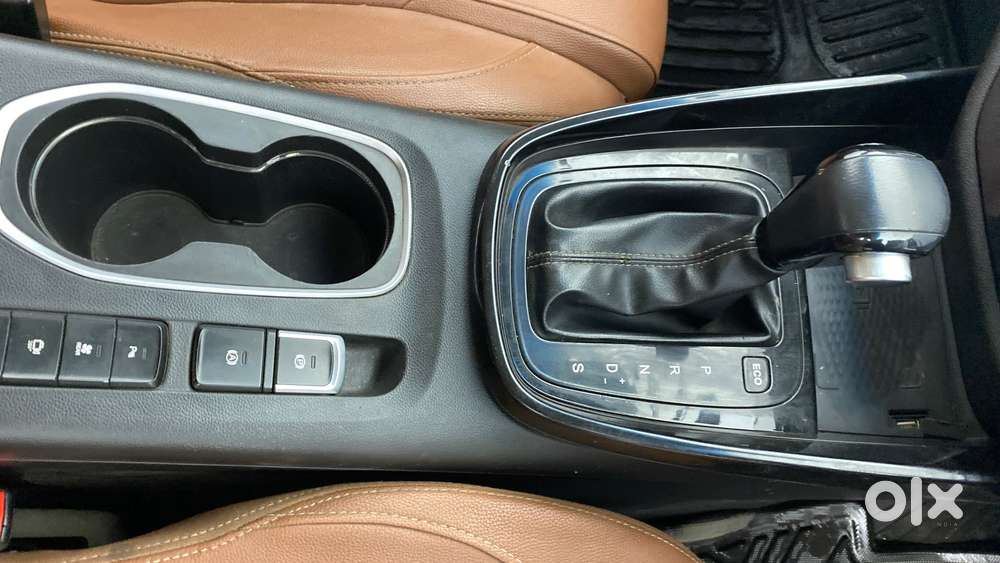 Mg Hector Plus 1.5 Sharp Turbo Cvt 6 Str, 2021, Petrol