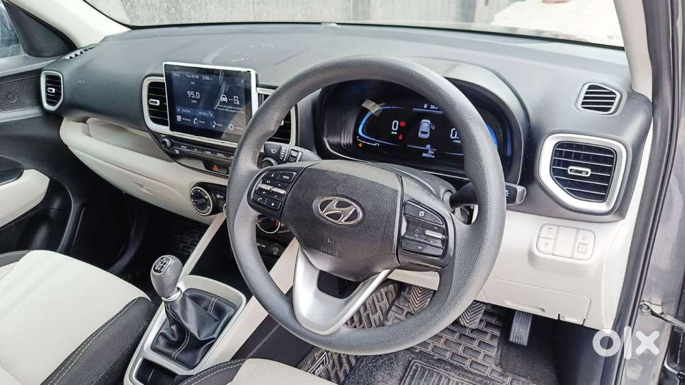 Hyundai Venue S Mt 1.2 Kappa, 2024, Petrol
