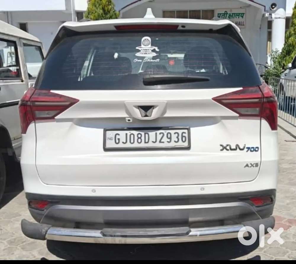 Mahindra Xuv700 2024 Diesel 28500 Km Driven