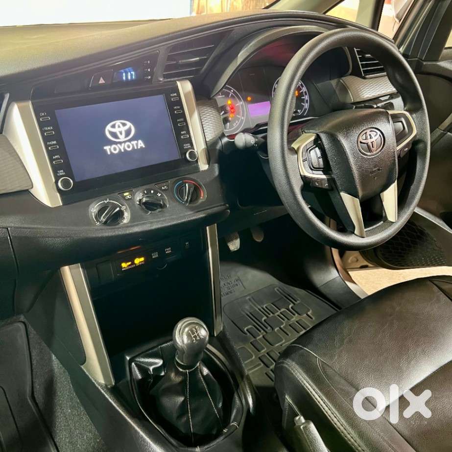 Toyota Innova Crysta [2020-ongoing] 2.4 Gx 7 Str, 2021, Diesel
