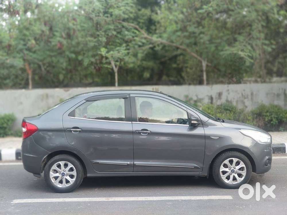 Ford Aspire Titatinium Blu Ti-vct, 2015, Petrol